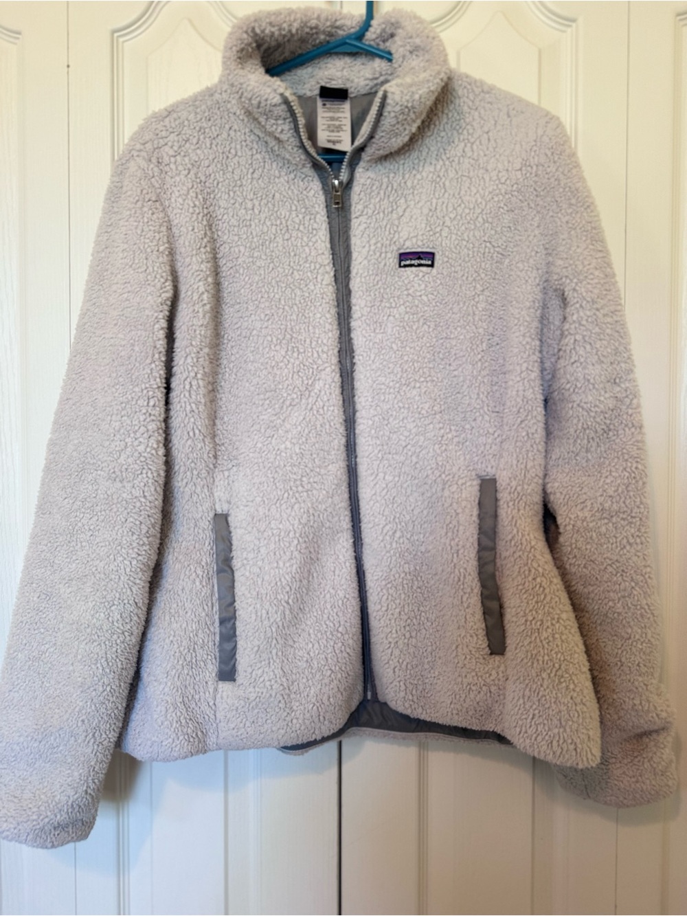 Patagonia Women's Sherpa Fleece Jacket in Light Gray